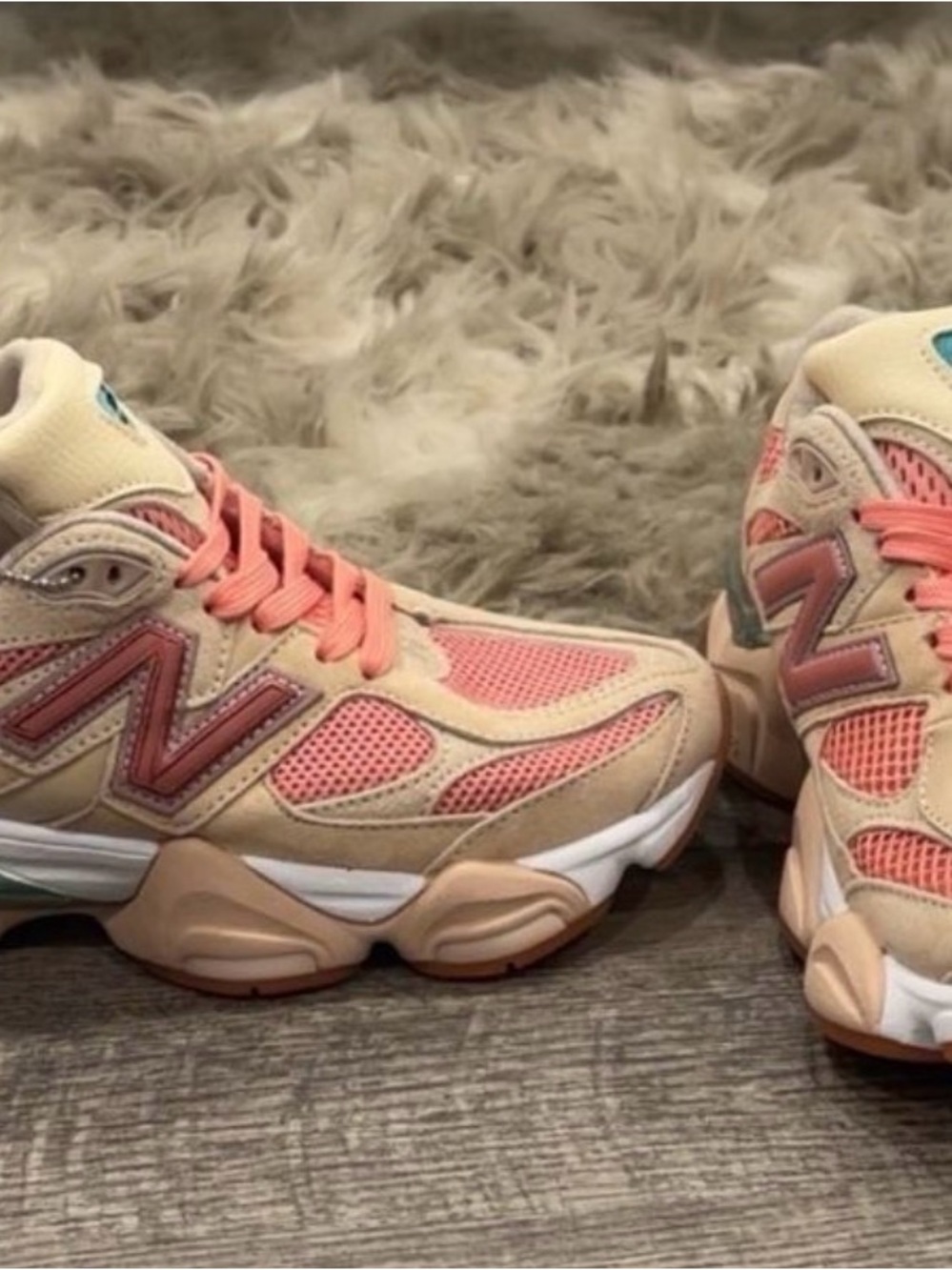 New Balance 9060 Special Edition Women’s Sneakers Size 8-NEW! - Picture 3 of 3